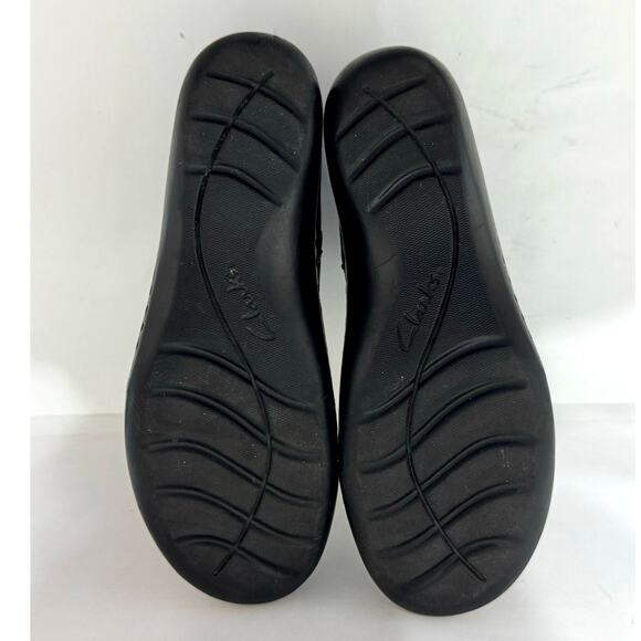 Clarks Collection Women’s Black Leather Side Zip Strap Accent Ankle Boots 7.5 M - Picture 9 of 10